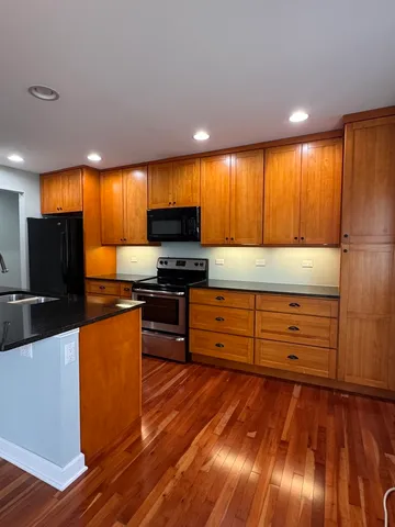 $1,675 | 717 Strom Drive, Unit 3A, West Dundee, IL 60118