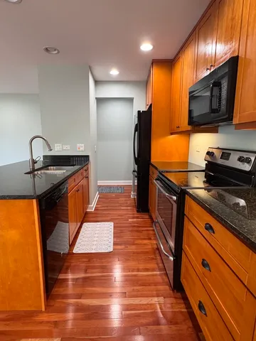 $1,675 | 717 Strom Drive, Unit 3A, West Dundee, IL 60118