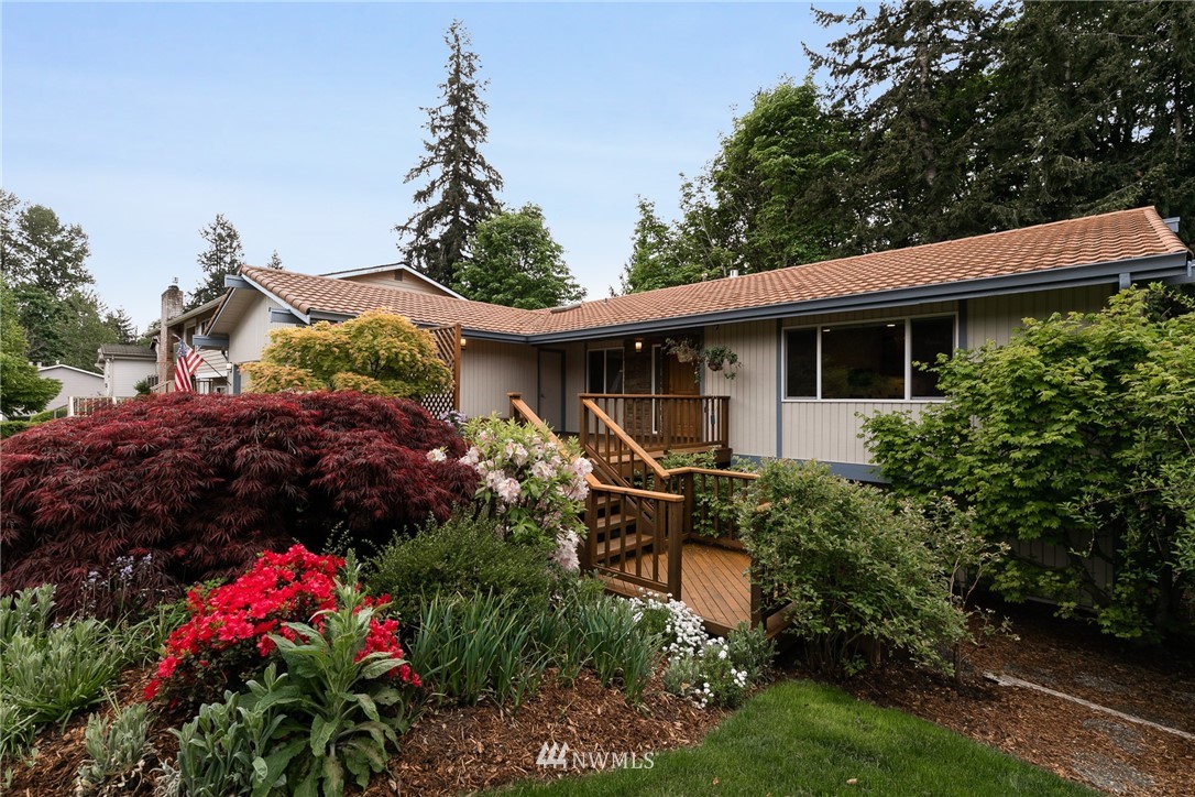 16103 Southeast 166 Street Renton, WA 98058 - Photo 3 of 34 Gallery Image 3