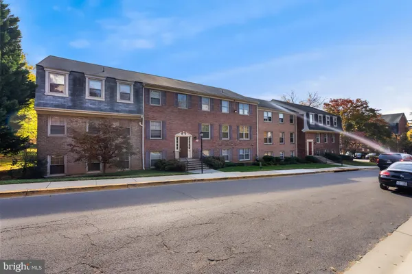 $175,000 | 6024 Westchester Park Drive, Unit 202, College Park, MD 20740
