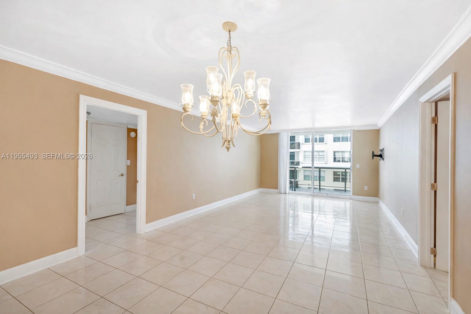 6039 Collins Avenue, Unit 1206 Miami Beach, FL 33140 - Photo 4 of 36
