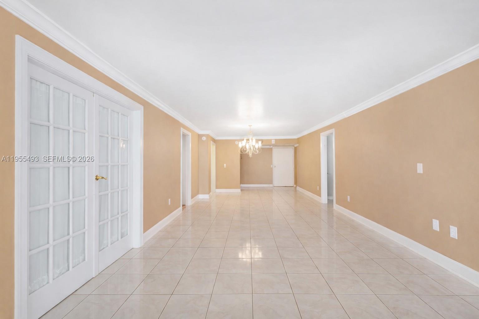 6039 Collins Avenue, Unit 1206 Miami Beach, FL 33140 - Photo 8 of 36