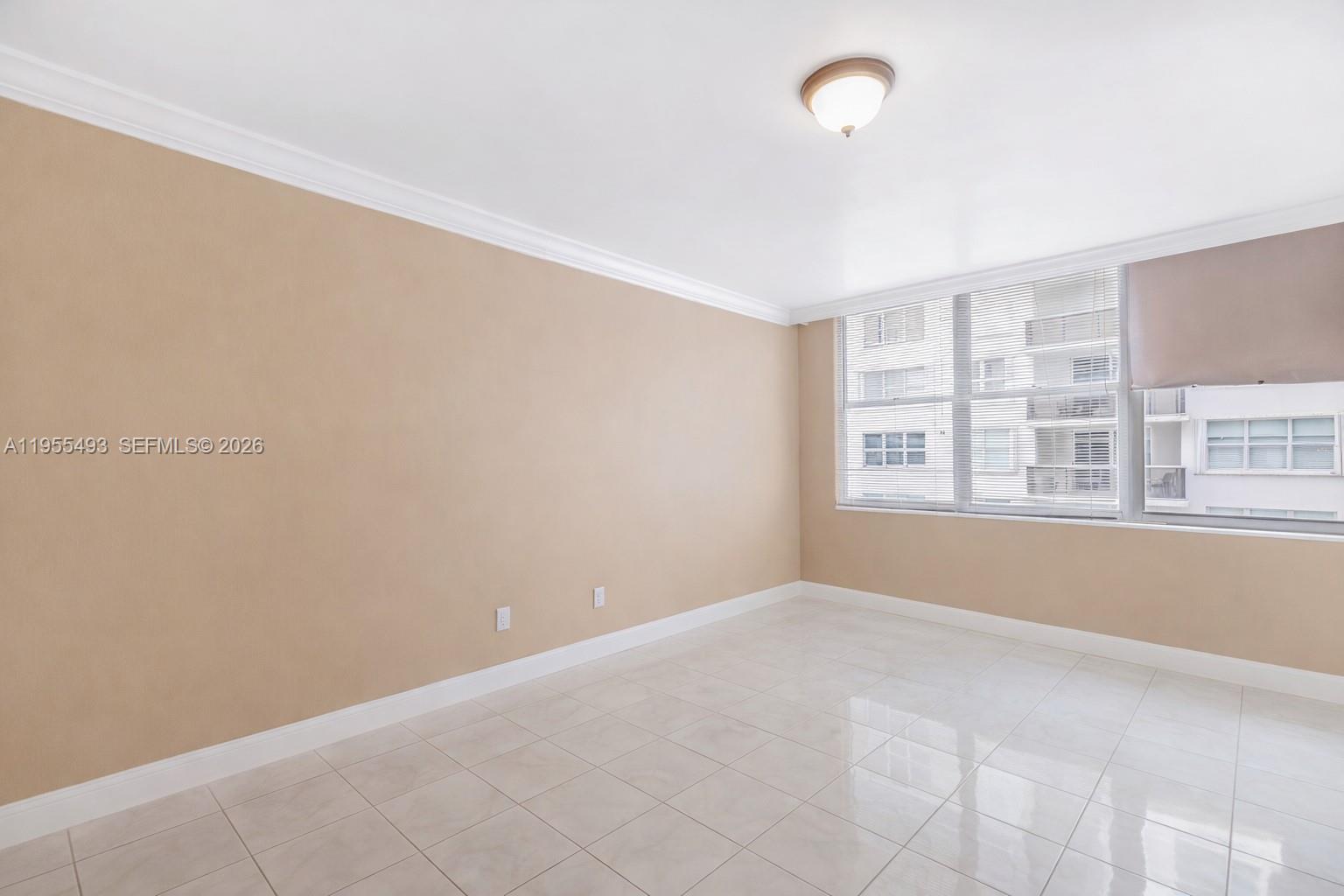 6039 Collins Avenue, Unit 1206 Miami Beach, FL 33140 - Photo 9 of 36