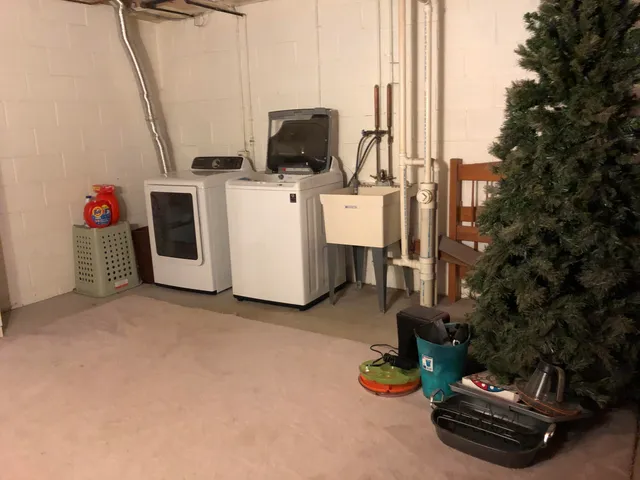 $309,900 | 15634 West Ridge Road, New Berlin, WI 53151