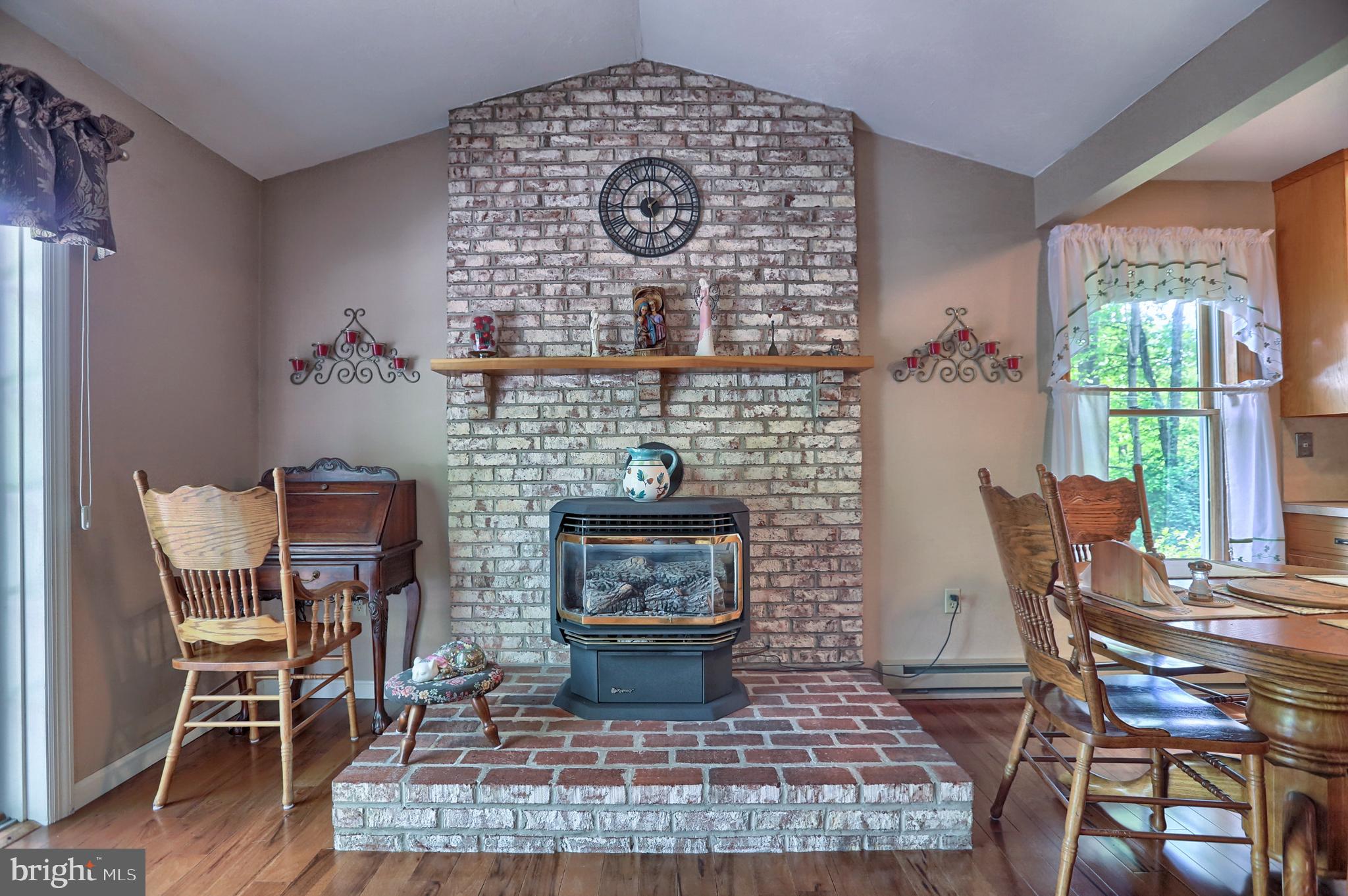 4915 Bossler Road Elizabethtown, PA 17022 - Photo 14 of 26 Gallery Image 14