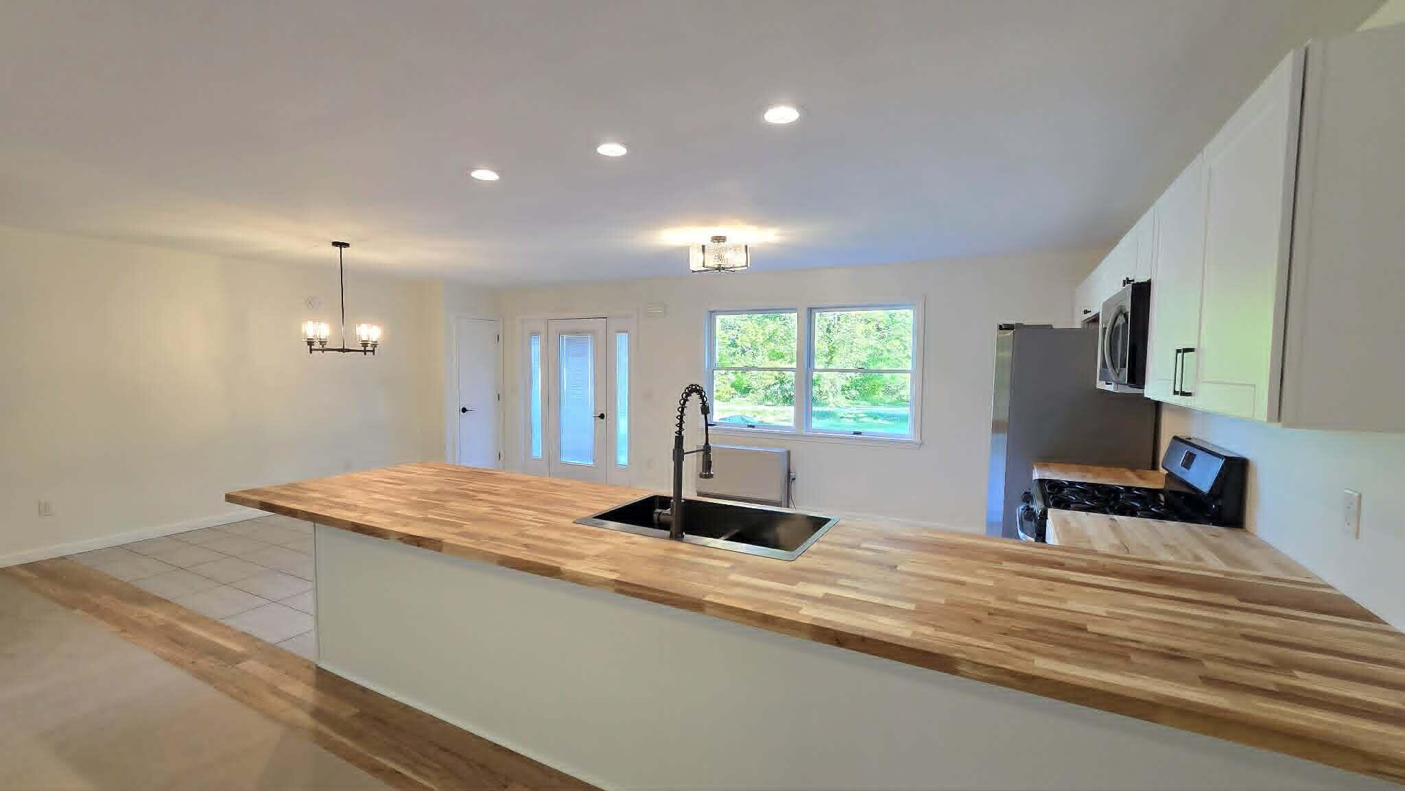 6 Nickerson Road Windsor, ME 04363 - Photo 12 of 37 8c736b5e-27a7-4083-afb3-7a569802c41a