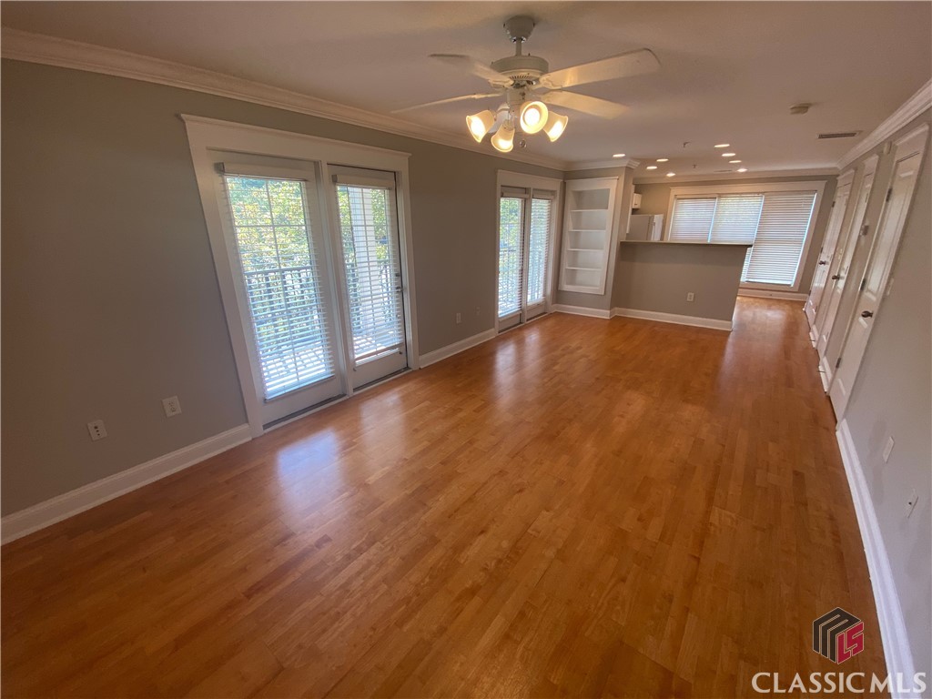 1035 South Barnett Shoals Road, Unit 220 Athens, GA 30605 - Photo 9 of 18 Gallery Image 9