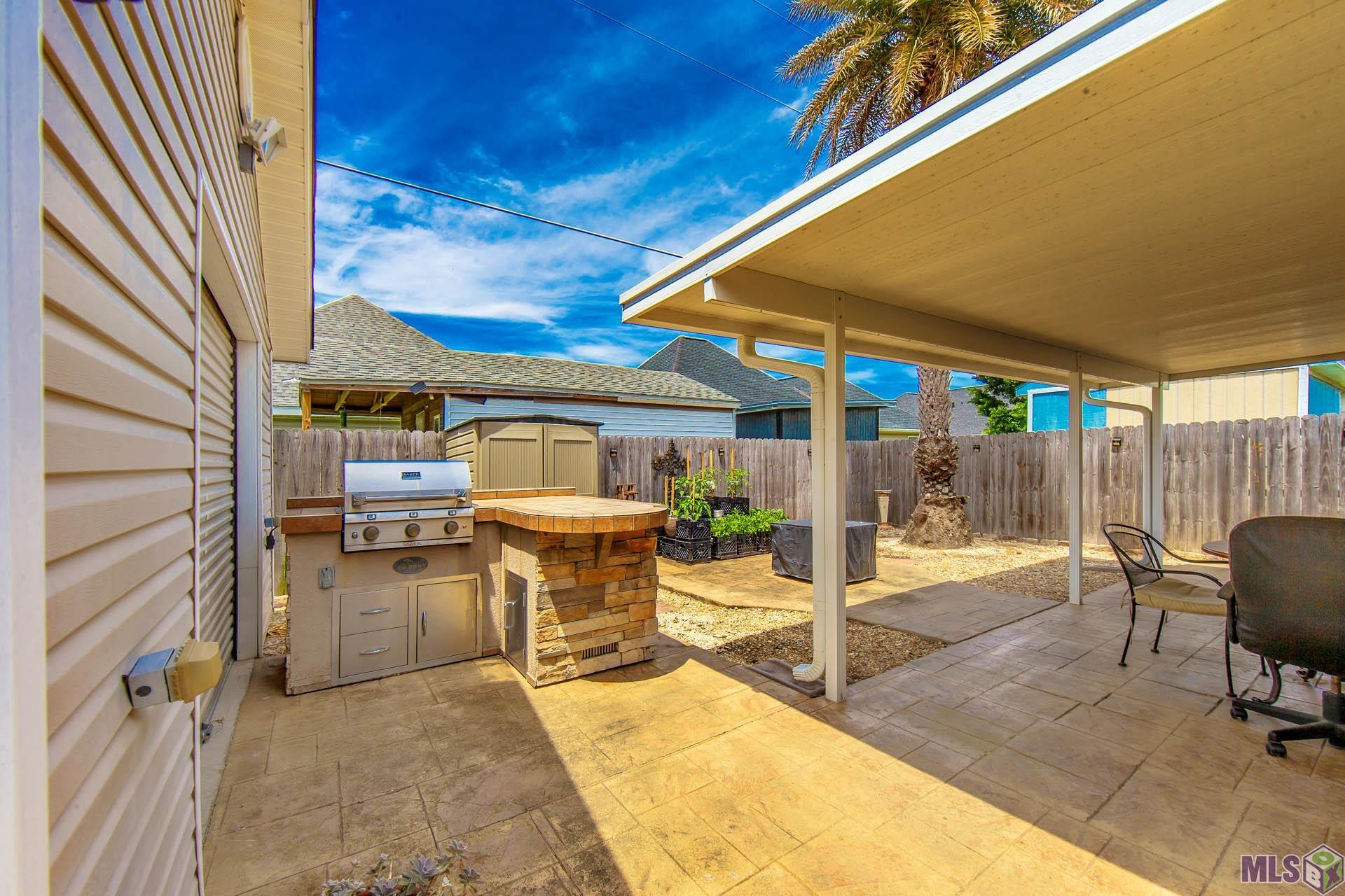 335 Robyn Street Gray, LA 70359 - Photo 4 of 15