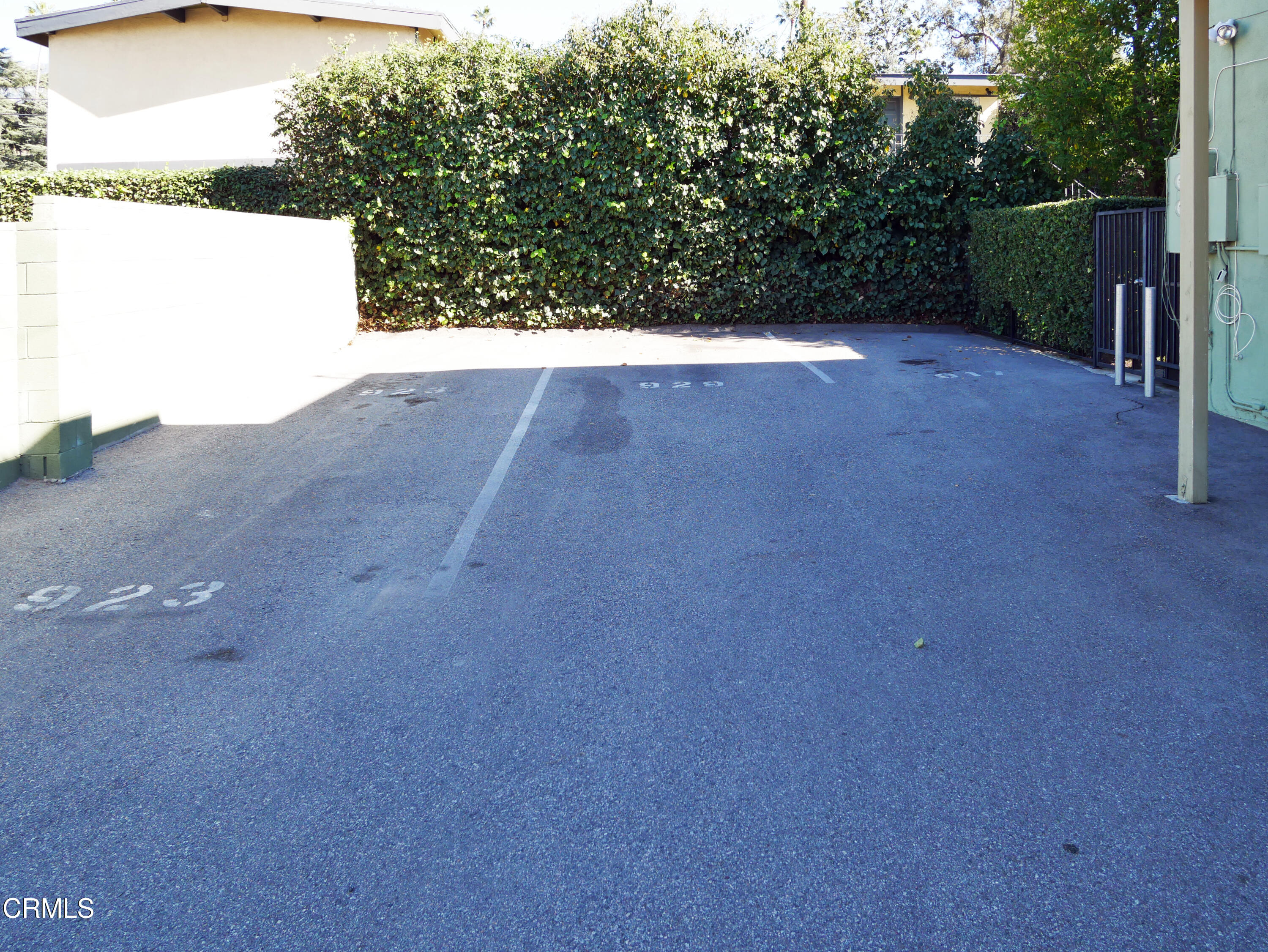 923 Morada Place Altadena, CA 91001 - Photo 16 of 19 a view of a yard with plants