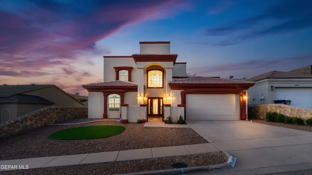 $457,999 | 6697 Crucero Del Sol Drive, El Paso, TX 79911