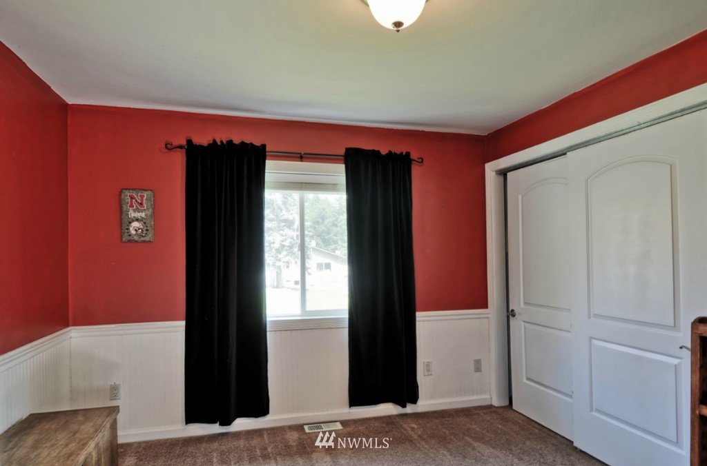 403 240th Street Southeast Bothell, WA 98021 - Photo 20 of 22