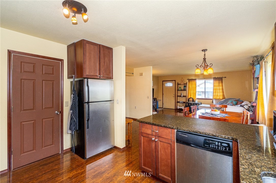 269 Southwest James Street Chehalis, WA 98532 - Photo 12 of 34 Gallery Image 12