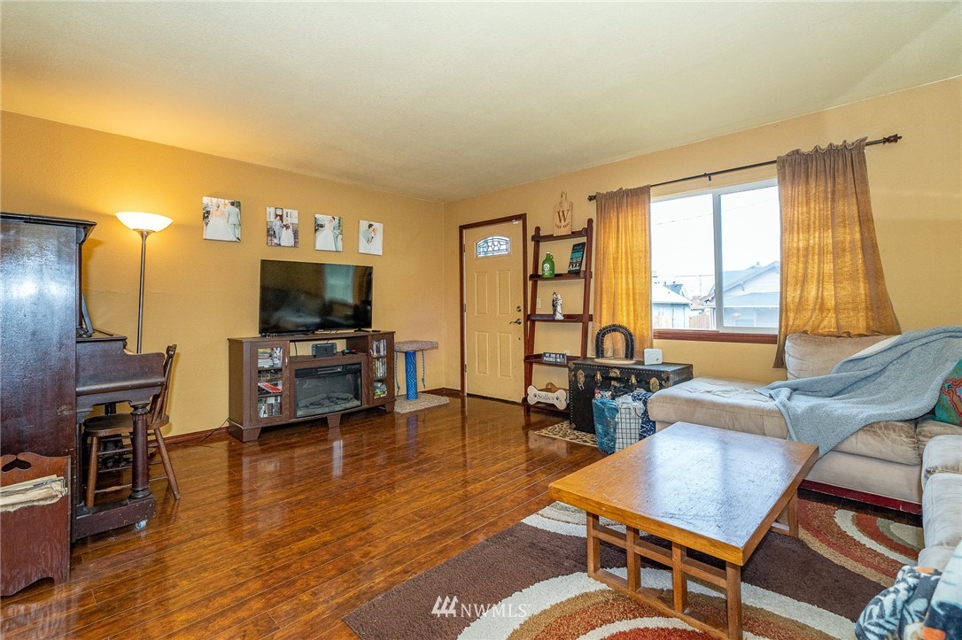 269 Southwest James Street Chehalis, WA 98532 - Photo 7 of 34 Gallery Image 7