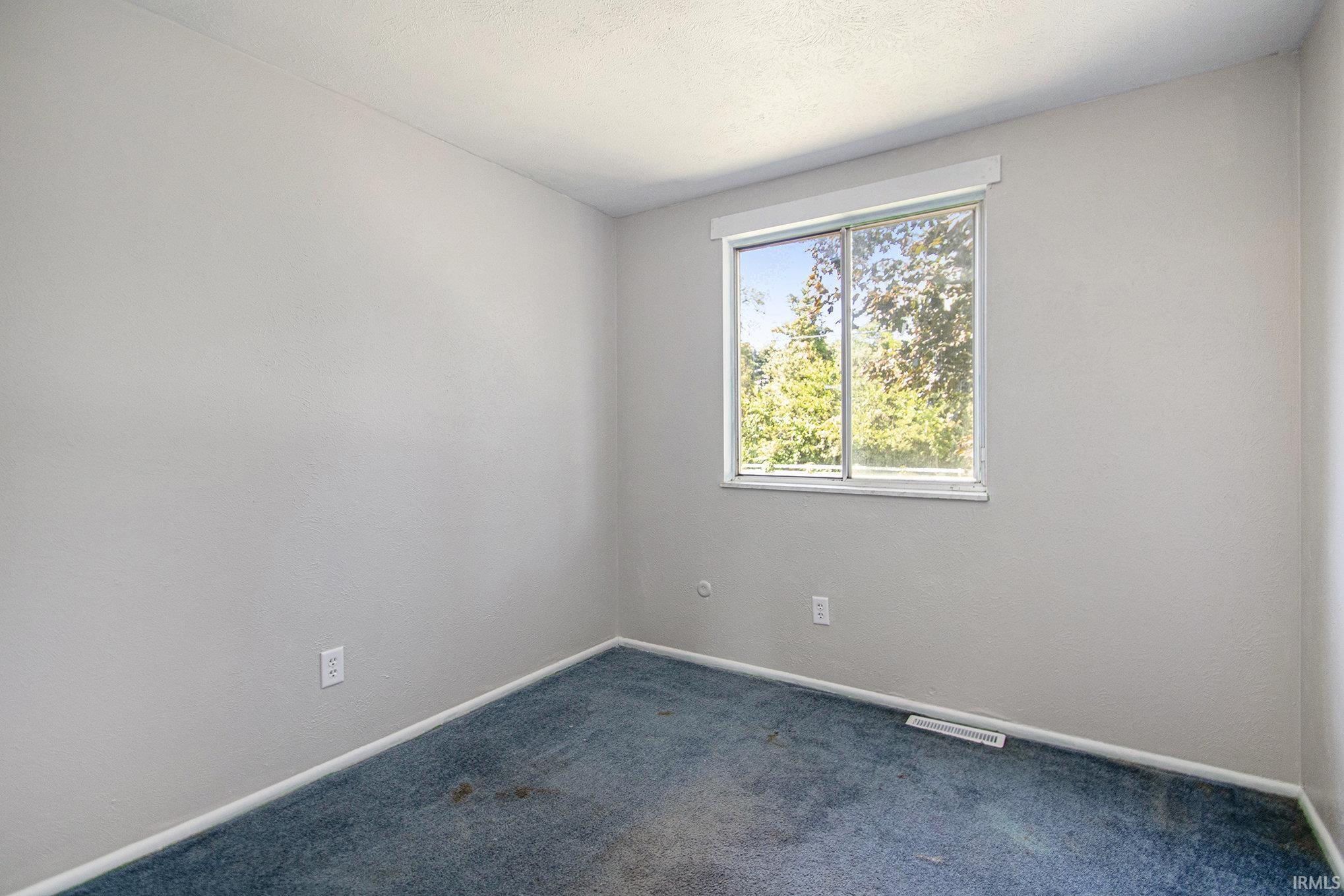 10822 Edison Road Osceola, IN 46561 - Photo 8 of 19 Gallery Image 8