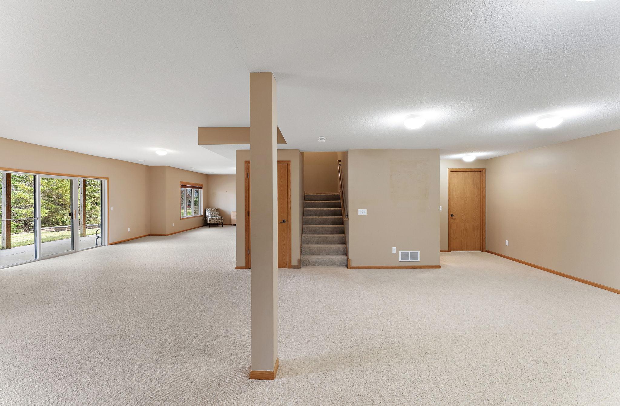 9677 Jonathan Lane Eden Prairie, MN 55347 - Photo 52 of 71