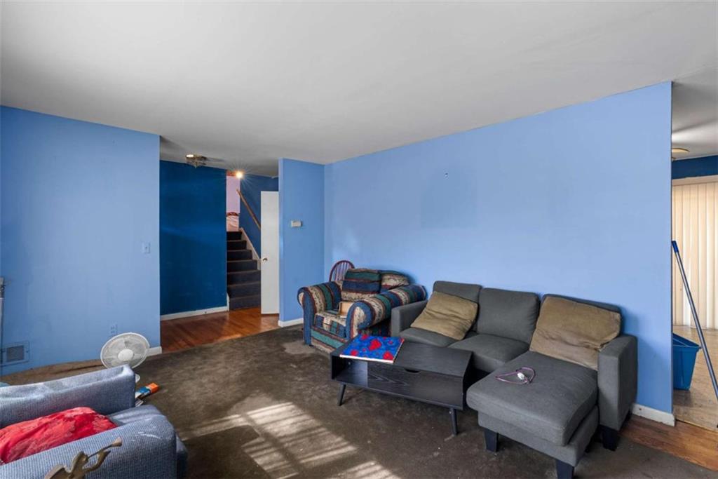 2390 Mellville Avenue Decatur, GA 30032 - Photo 11 of 26 a living room with furniture