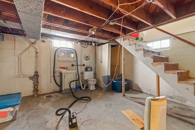 $110,000 | 204 West Locust Street, Cambridge, IL 61238