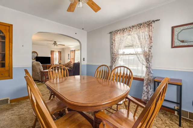 $110,000 | 204 West Locust Street, Cambridge, IL 61238