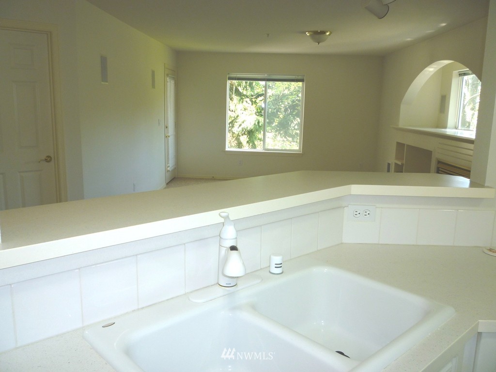 1206 58th Street Southwest, Unit H203 Everett, WA 98203 - Photo 6 of 25