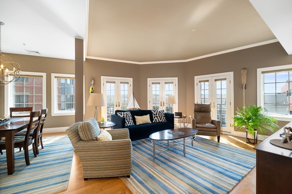 196 Main Street, Unit 2 Gloucester, MA 01930 - Photo 3 of 22