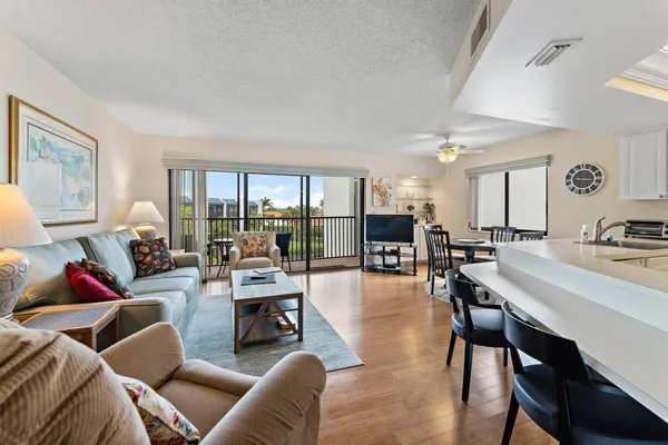 $7,000 | 1605 Highway 1, Unit B406, Jupiter, FL 33477