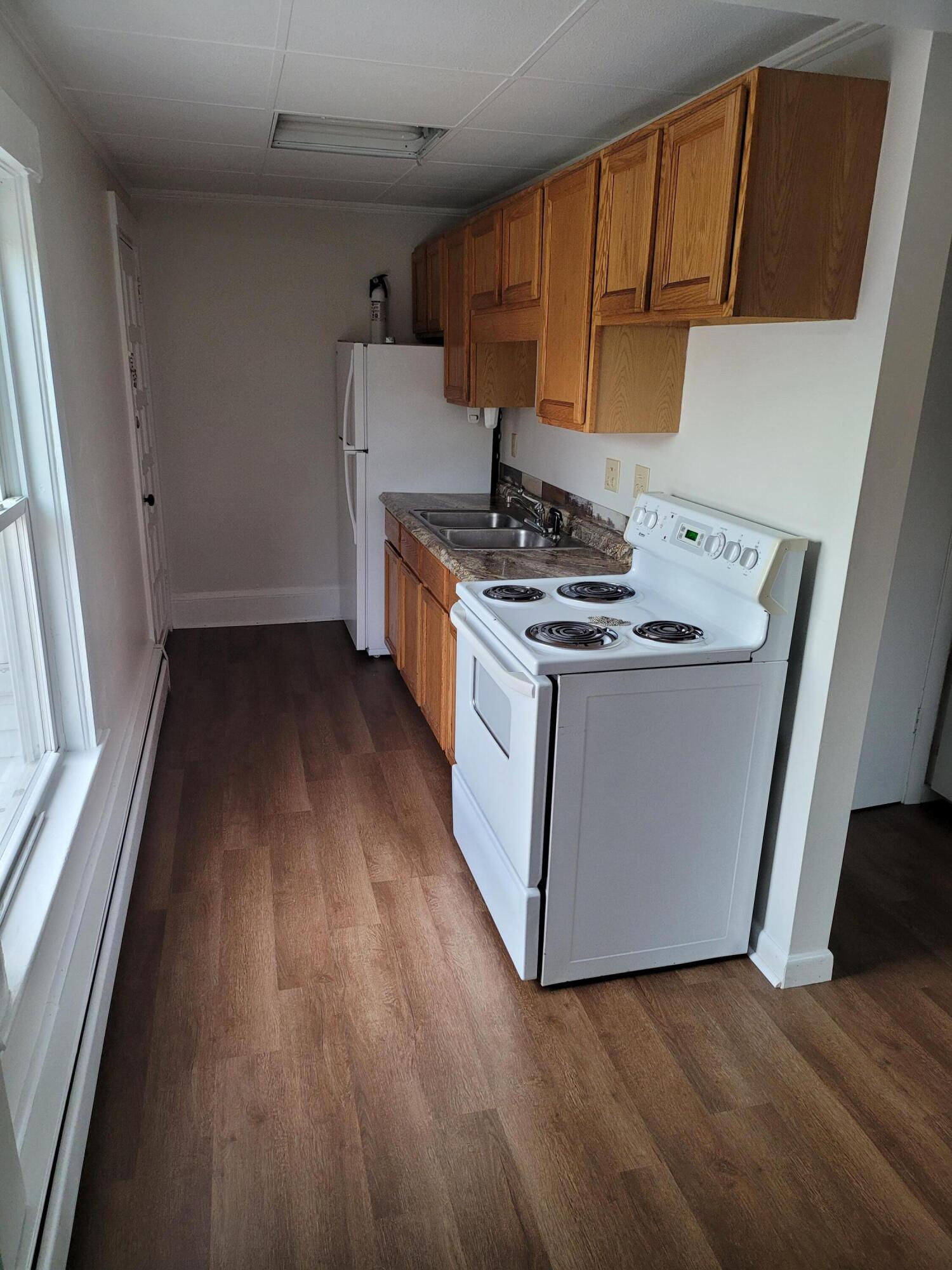 82 Main Street Woolwich, ME 04579 - Photo 12 of 20 20211118_152923