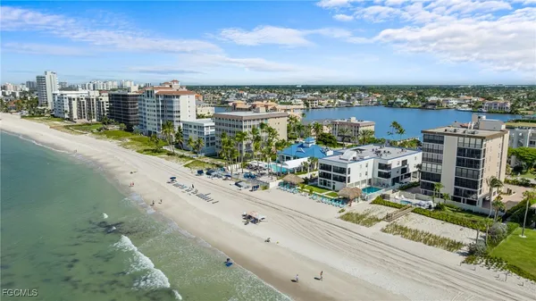 $15,750 | 9415 Gulf Shore Drive, Unit 501, Naples, FL 34108