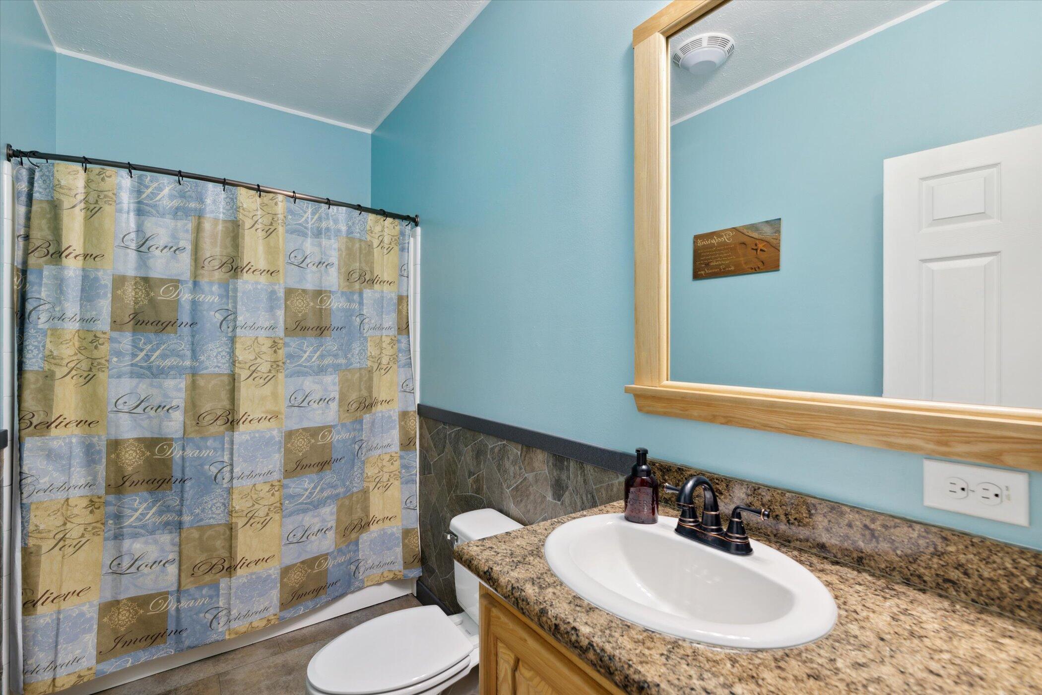 22166 Marcellus Road Three Rivers, MI 49093 - Photo 25 of 41 Hall Bath
