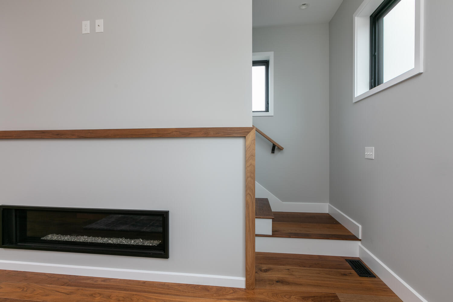 5 Merrill Street Portland, ME 04101 - Photo 18 of 51 5 Merrill St Portland ME 04101-large-020