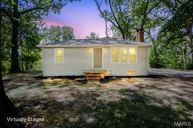 $199,900 | 7751 North Illinois Street, Caseyville, IL 62232