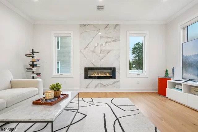 $1,850,000 | 18 Glendale Avenue, Livingston, NJ 07039