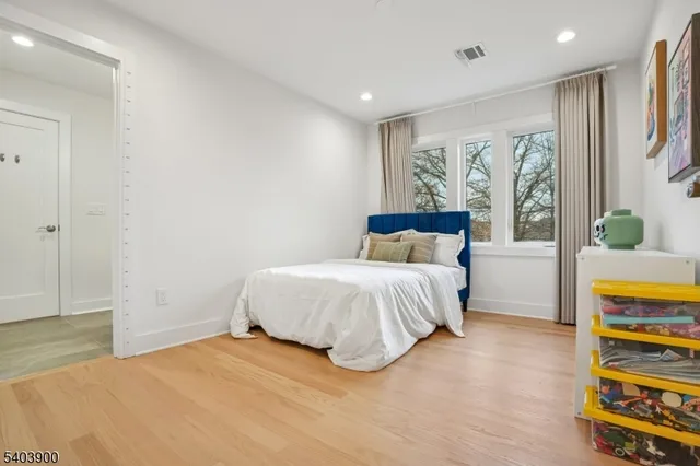 $1,850,000 | 18 Glendale Avenue, Livingston, NJ 07039