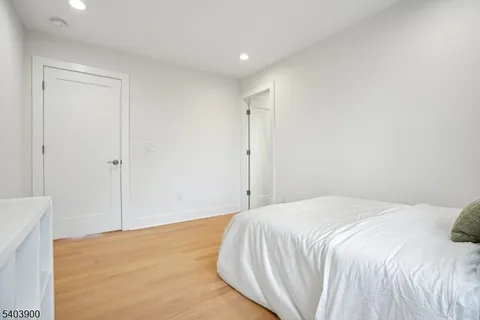 $1,850,000 | 18 Glendale Avenue, Livingston, NJ 07039