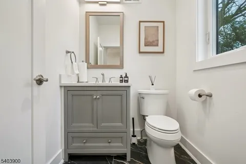 $1,850,000 | 18 Glendale Avenue, Livingston, NJ 07039