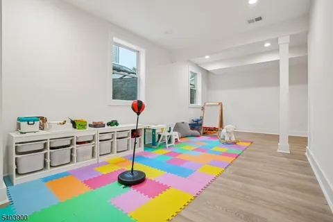 $1,850,000 | 18 Glendale Avenue, Livingston, NJ 07039