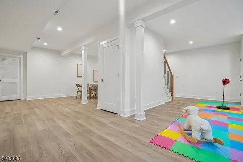 $1,850,000 | 18 Glendale Avenue, Livingston, NJ 07039