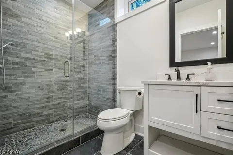 $1,850,000 | 18 Glendale Avenue, Livingston, NJ 07039