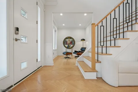 $1,850,000 | 18 Glendale Avenue, Livingston, NJ 07039