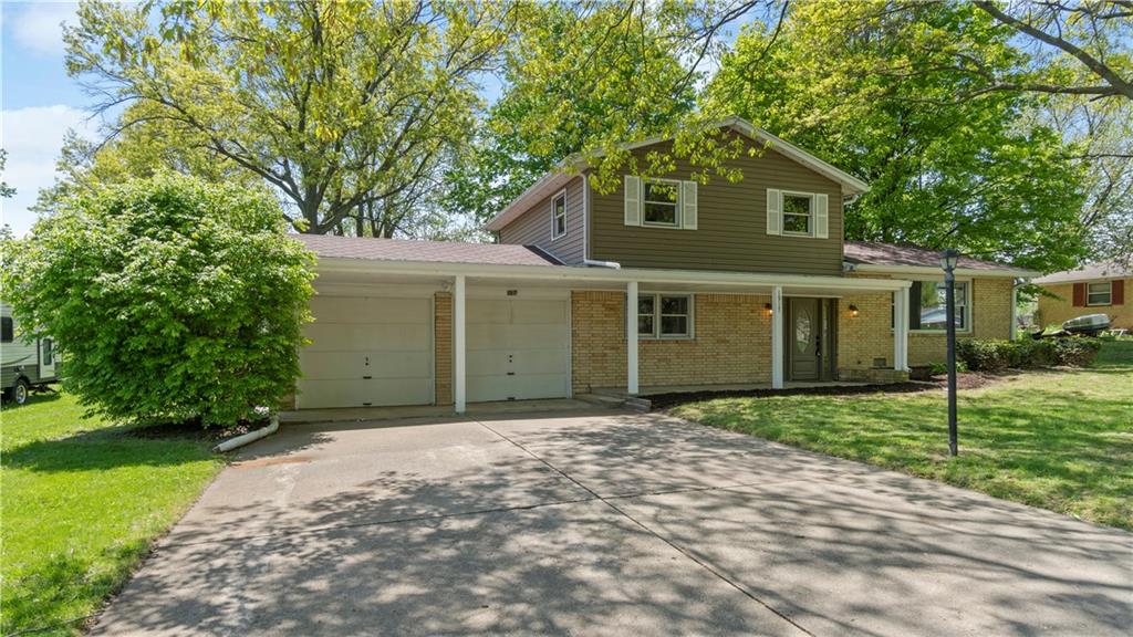 1917 South Post Road Anderson, IN 46012 - Photo 2 of 27