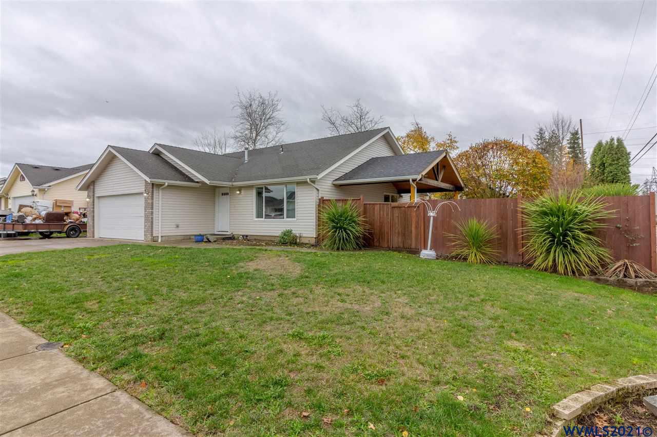 1900 Summerfield Court Southwest Albany, OR 97321 - Photo 2 of 23