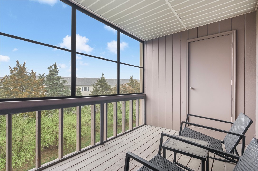 196 Old River Road, Unit 5F SOUTH Lincoln, RI 02865 - Photo 15 of 20 Gallery Image 15
