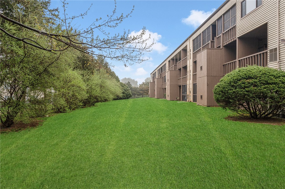 196 Old River Road, Unit 5F SOUTH Lincoln, RI 02865 - Photo 18 of 20 Gallery Image 18