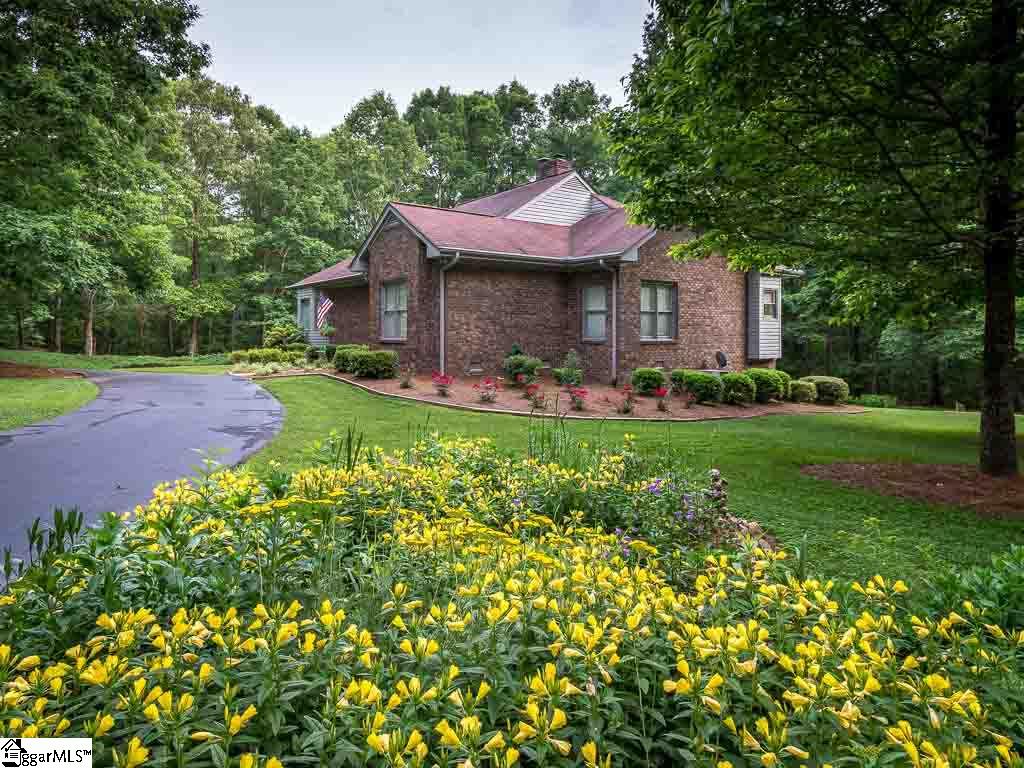 795 State Rd S-42-7023 Campobello, SC 29322 - Photo 3 of 21 Gallery Image 3