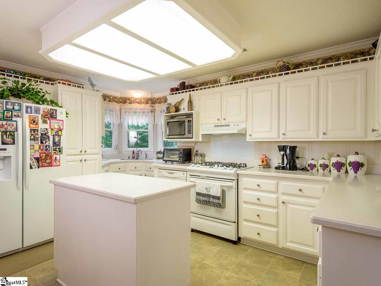 795 State Rd S-42-7023 Campobello, SC 29322 - Photo 8 of 21 Gallery Image 8