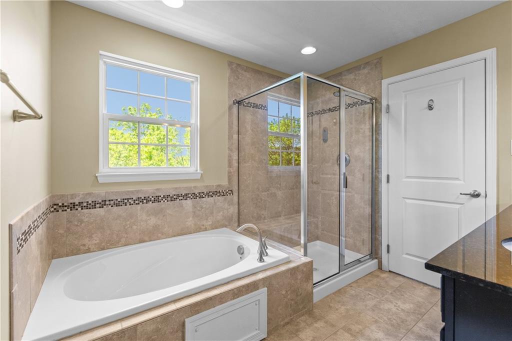 118 Maple Ridge Drive Canonsburg, PA 15317 - Photo 13 of 26 Gallery Image 13