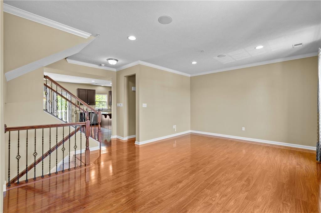 118 Maple Ridge Drive Canonsburg, PA 15317 - Photo 4 of 26 Gallery Image 4
