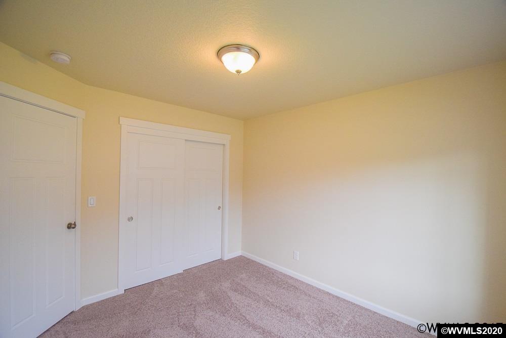 5707 Delaney Road Southeast Turner, OR 97392 - Photo 11 of 24