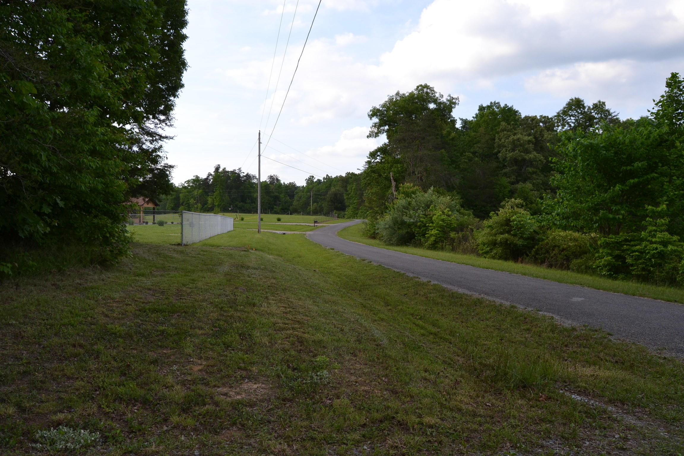 262 McCormic Road Crossville, TN 38571 - Photo 2 of 23 2
