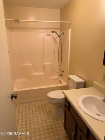 $950 | 126 North Meyers Drive, Unit C, Lafayette, LA 70508