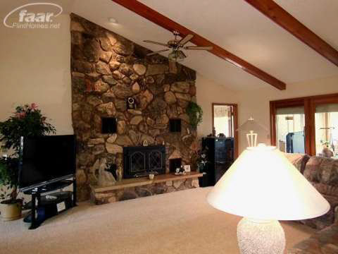 8065 Potter Road Flushing, MI 48433 - Photo 3 of 25 20353933-2.JPG